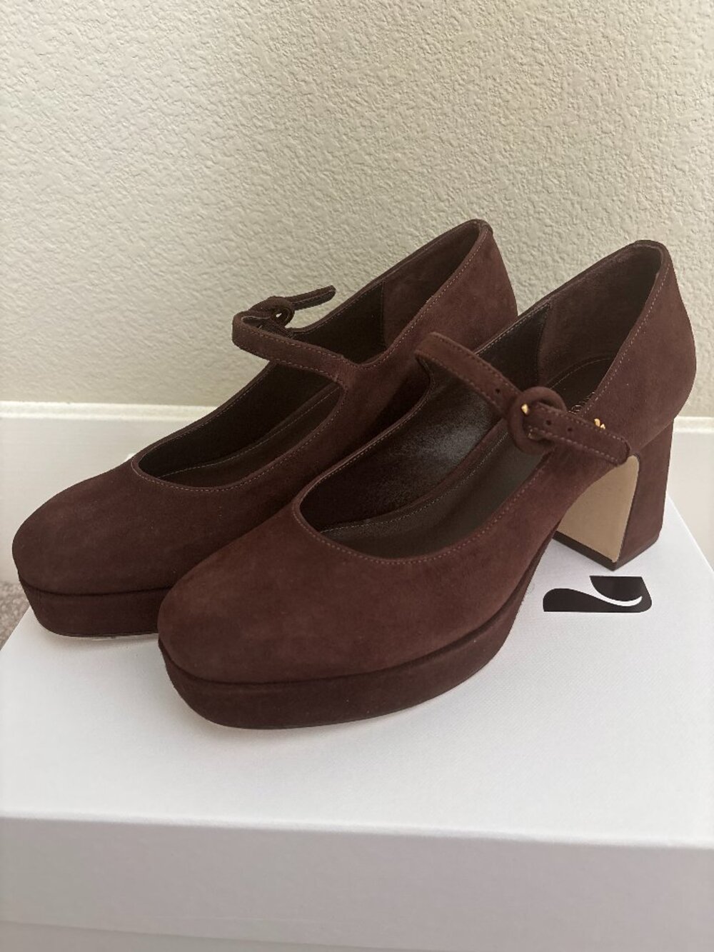 NEW Larroude Blair Platform Mary Jane Heel Sz 7 Brown Suede